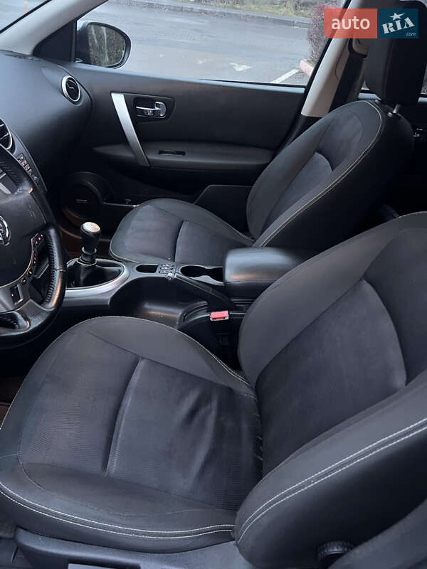 Позашляховик / Кросовер Nissan Qashqai+2 2011 в Вінниці