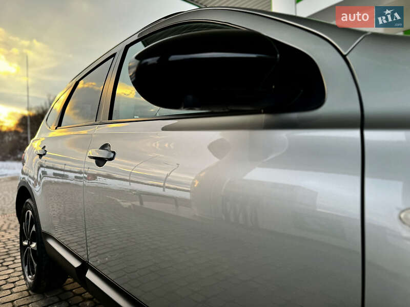 Позашляховик / Кросовер Nissan Qashqai+2 2013 в Стрию