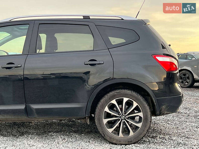 Позашляховик / Кросовер Nissan Qashqai+2 2012 в Львові