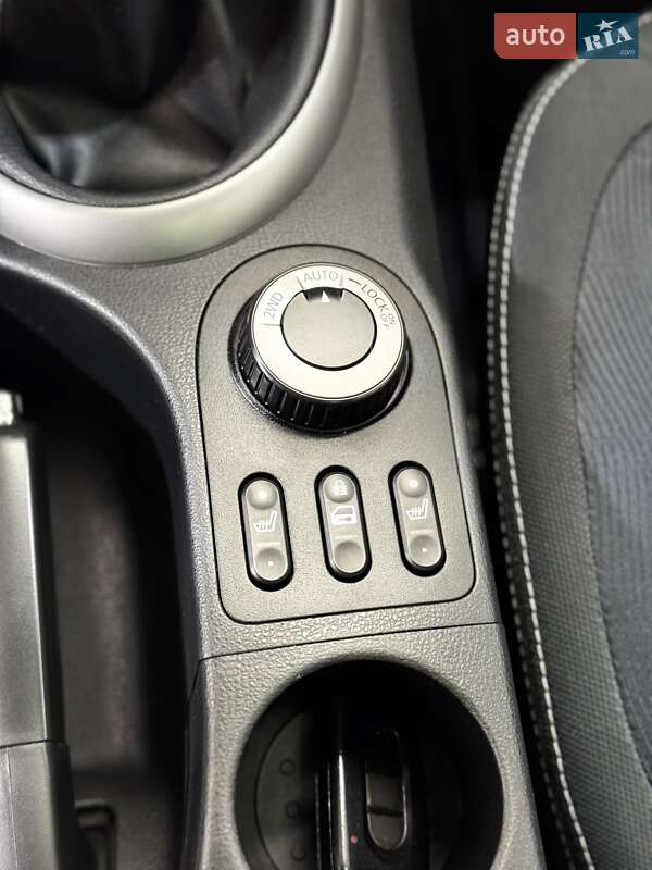 Позашляховик / Кросовер Nissan Qashqai+2 2010 в Стрию