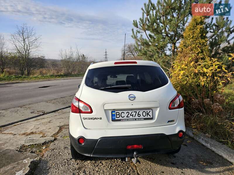 Позашляховик / Кросовер Nissan Qashqai+2 2010 в Новому Розділі фото 11 Позашляховик / Кросовер Nissan Qashqai+2 2010 в Новому Розділі