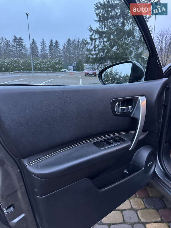 Внедорожник / Кроссовер Nissan Qashqai+2 2012 в Луцке фото 10 Внедорожник / Кроссовер Nissan Qashqai+2 2012 в Луцке