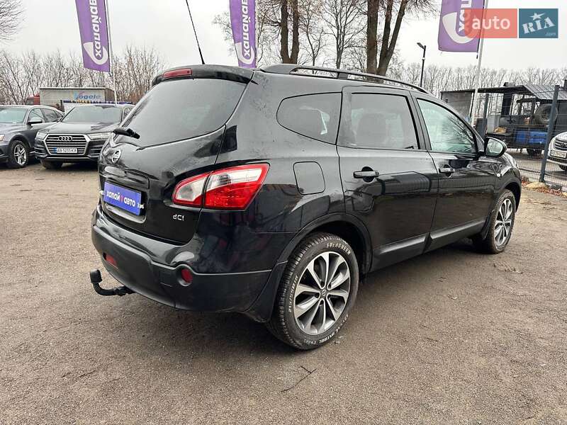 Внедорожник / Кроссовер Nissan Qashqai+2 2013 в Виннице