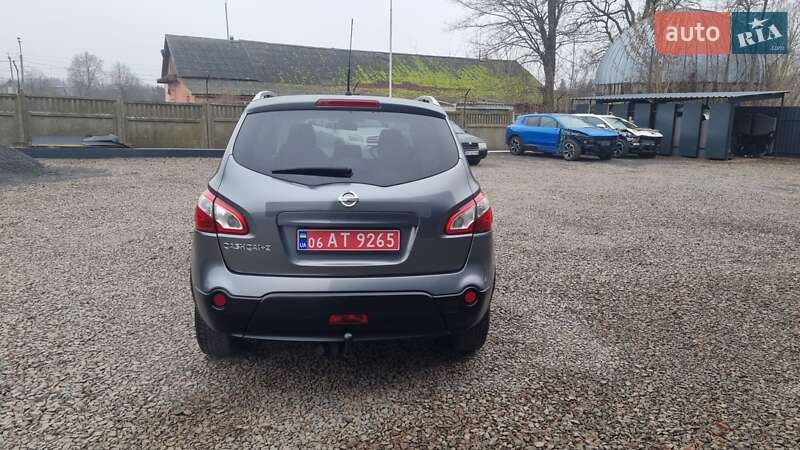 Внедорожник / Кроссовер Nissan Qashqai+2 2011 в Коростене