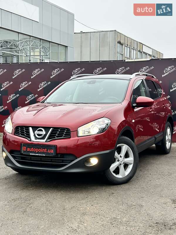Позашляховик / Кросовер Nissan Qashqai+2 2011 в Сумах