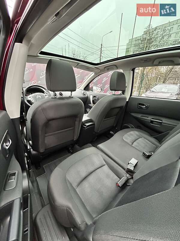 Позашляховик / Кросовер Nissan Qashqai+2 2011 в Сумах