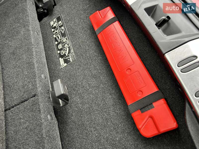 Позашляховик / Кросовер Nissan Qashqai+2 2011 в Сумах