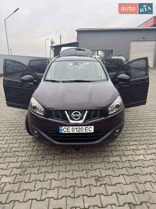 Позашляховик / Кросовер Nissan Qashqai+2 2012 в Чернівцях фото 2 Позашляховик / Кросовер Nissan Qashqai+2 2012 в Чернівцях
