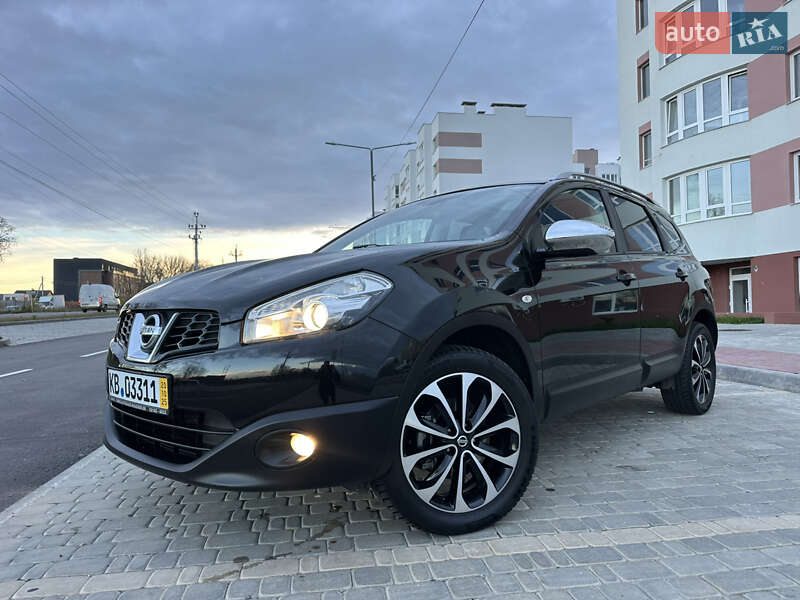 Позашляховик / Кросовер Nissan Qashqai+2 2011 в Вінниці