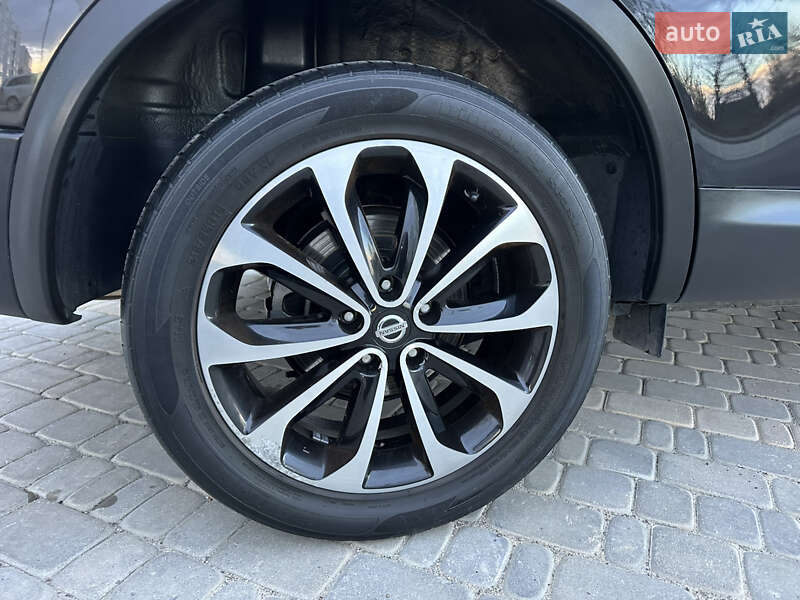 Позашляховик / Кросовер Nissan Qashqai+2 2011 в Вінниці