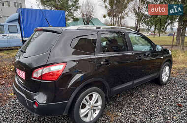 Позашляховик / Кросовер Nissan Qashqai+2 2010 в Луцьку