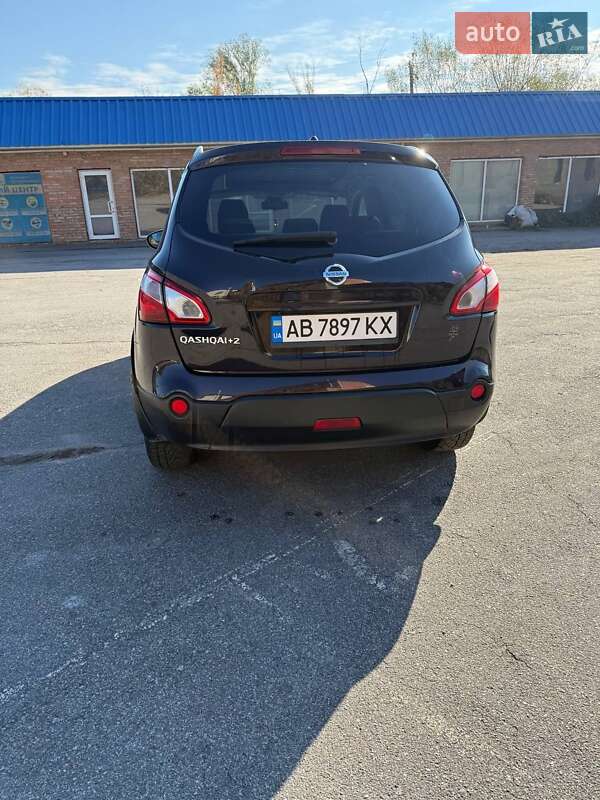 Внедорожник / Кроссовер Nissan Qashqai+2 2010 в Жмеринке
