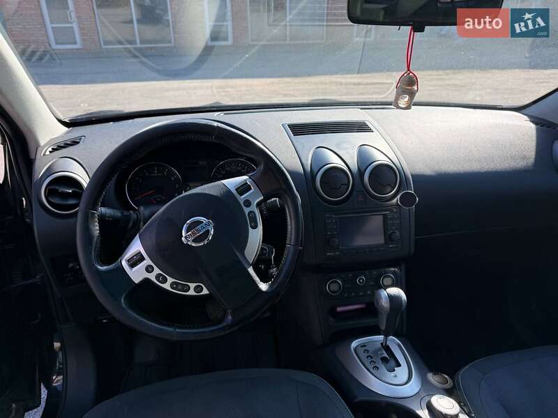 Внедорожник / Кроссовер Nissan Qashqai+2 2010 в Жмеринке