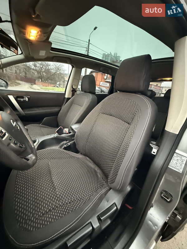 Позашляховик / Кросовер Nissan Qashqai+2 2008 в Києві