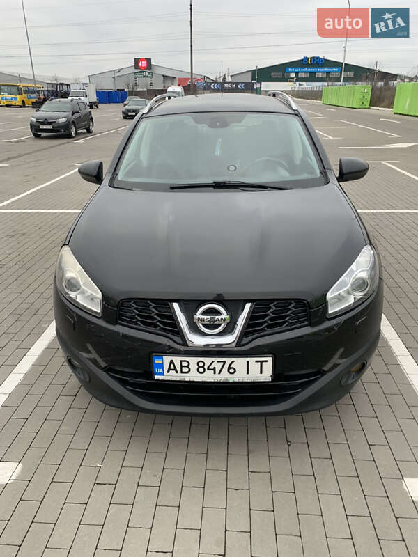 Внедорожник / Кроссовер Nissan Qashqai+2 2010 в Виннице