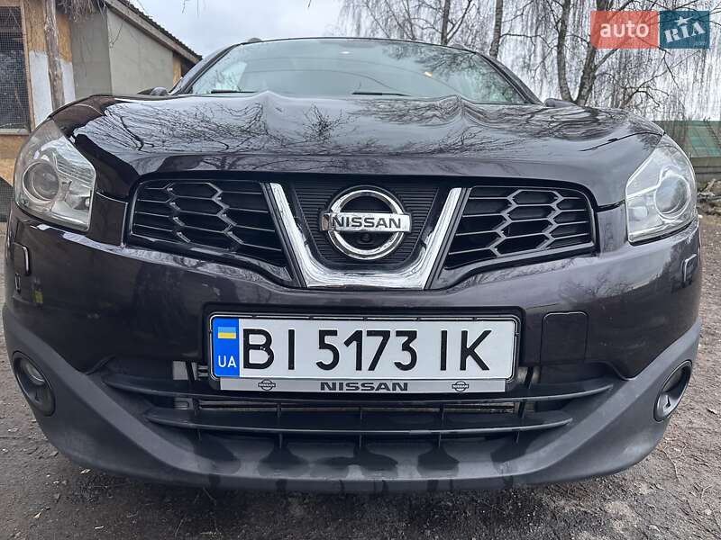 Внедорожник / Кроссовер Nissan Qashqai+2 2012 в Полтаве