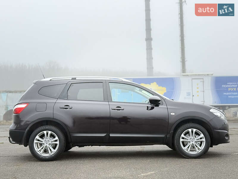 Внедорожник / Кроссовер Nissan Qashqai+2 2011 в Виннице
