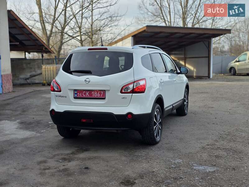 Внедорожник / Кроссовер Nissan Qashqai+2 2011 в Калуше