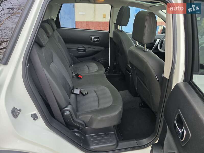 Внедорожник / Кроссовер Nissan Qashqai+2 2011 в Калуше