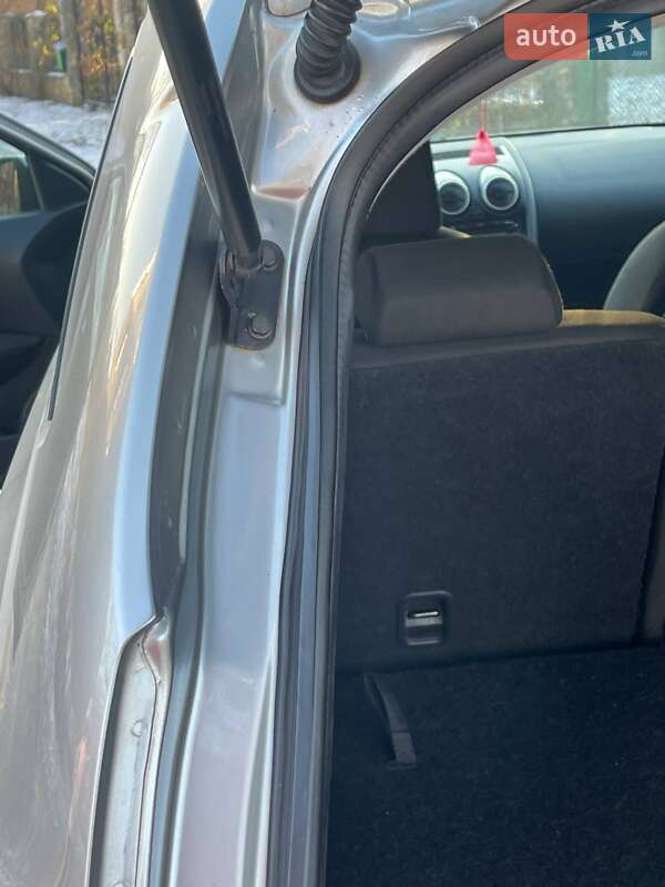 Внедорожник / Кроссовер Nissan Qashqai+2 2008 в Ровно фото 55 Внедорожник / Кроссовер Nissan Qashqai+2 2008 в Ровно