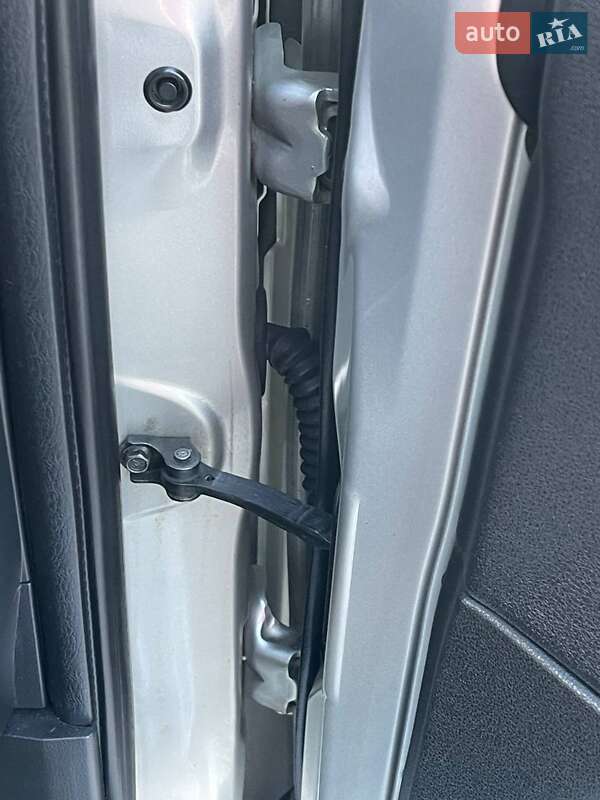 Внедорожник / Кроссовер Nissan Qashqai+2 2008 в Ровно фото 60 Внедорожник / Кроссовер Nissan Qashqai+2 2008 в Ровно