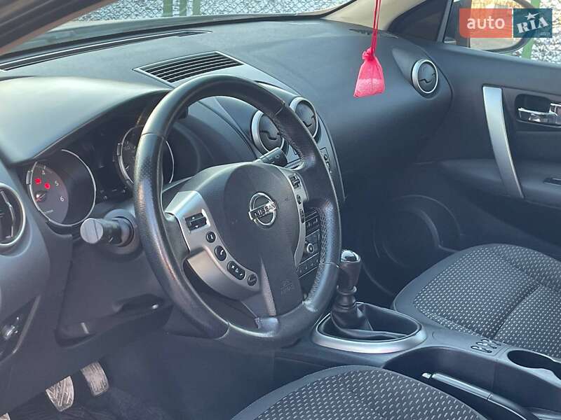 Внедорожник / Кроссовер Nissan Qashqai+2 2008 в Ровно фото 80 Внедорожник / Кроссовер Nissan Qashqai+2 2008 в Ровно