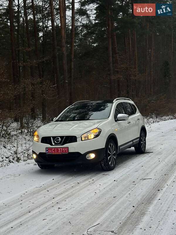 Внедорожник / Кроссовер Nissan Qashqai+2 2011 в Ивано-Франковске