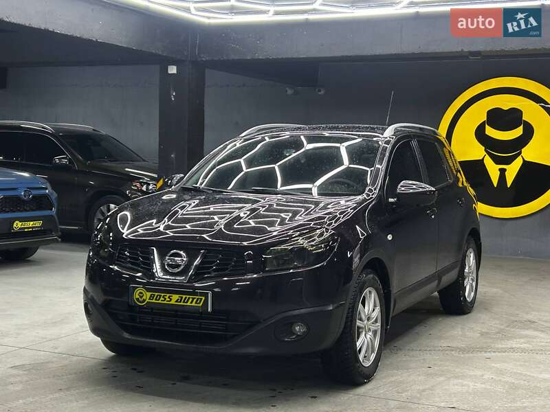 Внедорожник / Кроссовер Nissan Qashqai+2 2012 в Черновцах