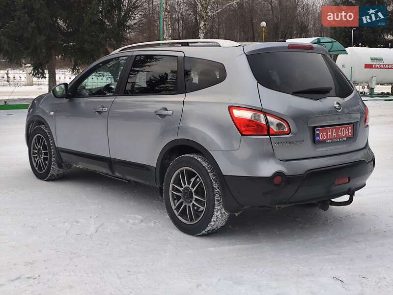 Внедорожник / Кроссовер Nissan Qashqai+2 2011 в Звягеле