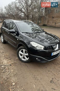 Внедорожник / Кроссовер Nissan Qashqai+2 2010 в Запорожье