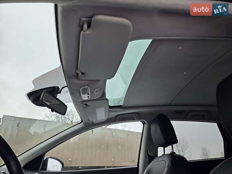 Позашляховик / Кросовер Nissan Qashqai+2 2012 в Калуші