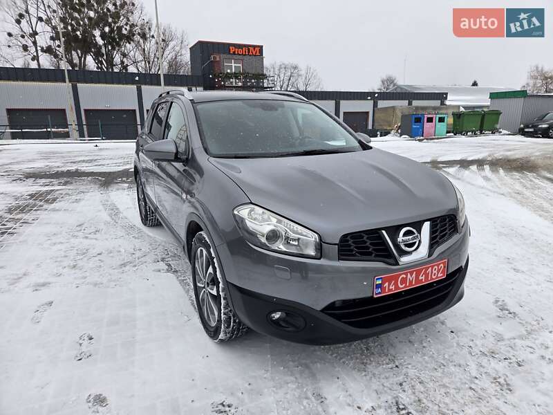 Позашляховик / Кросовер Nissan Qashqai+2 2012 в Калуші