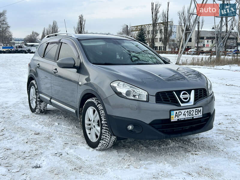 Позашляховик / Кросовер Nissan Qashqai+2 2012 в Києві