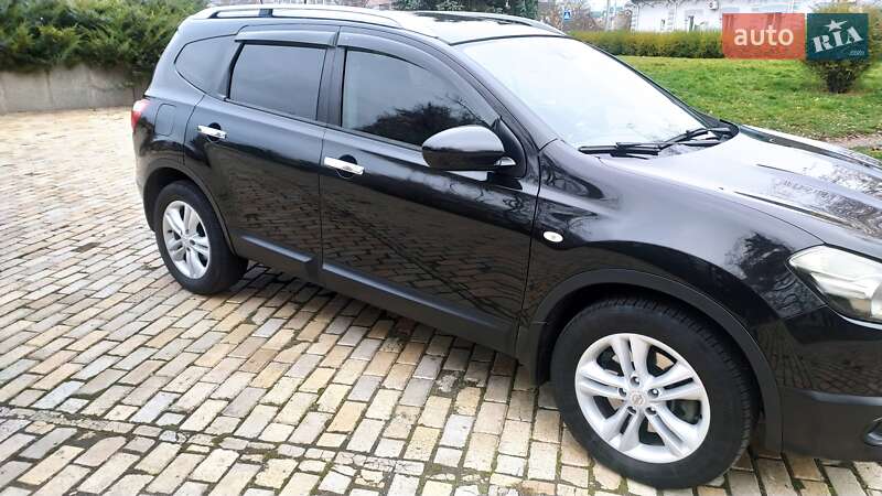 Внедорожник / Кроссовер Nissan Qashqai+2 2011 в Белой Церкви