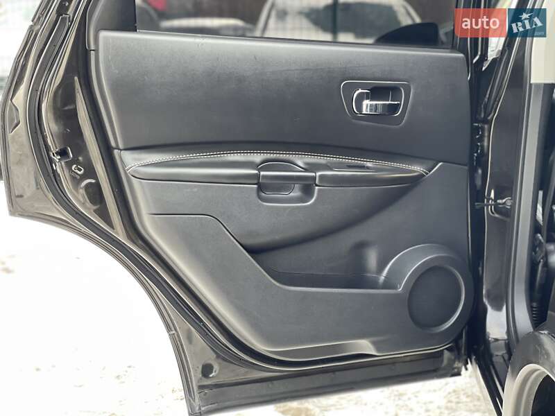 Внедорожник / Кроссовер Nissan Qashqai+2 2013 в Бердичеве фото 26 Внедорожник / Кроссовер Nissan Qashqai+2 2013 в Бердичеве