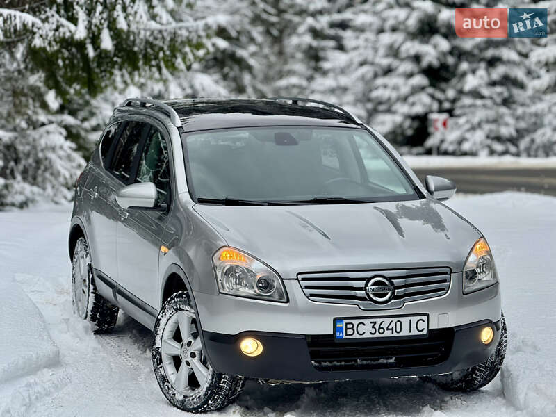 Позашляховик / Кросовер Nissan Qashqai+2 2009 в Міжгір'ї