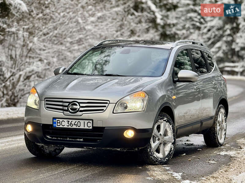 Позашляховик / Кросовер Nissan Qashqai+2 2009 в Міжгір'ї
