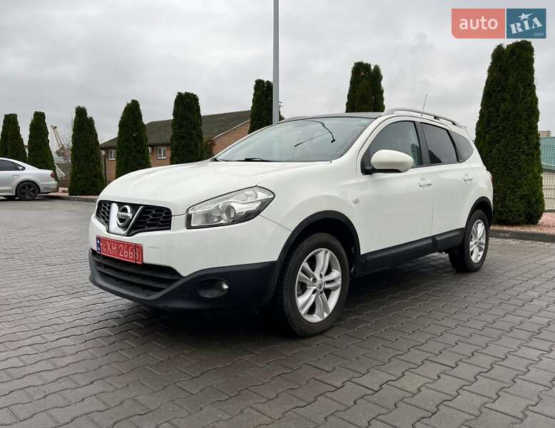 Nissan Qashqai+2 2011