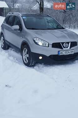 Позашляховик / Кросовер Nissan Qashqai+2 2010 в Нововолинську