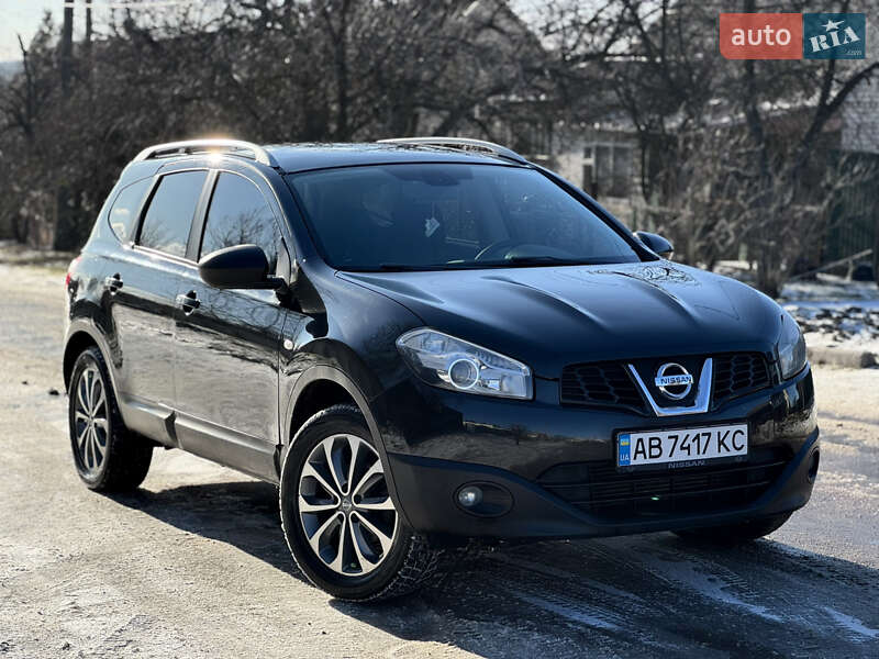 Nissan Qashqai+2 2010