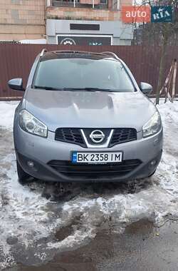Внедорожник / Кроссовер Nissan Qashqai+2 2010 в Ровно