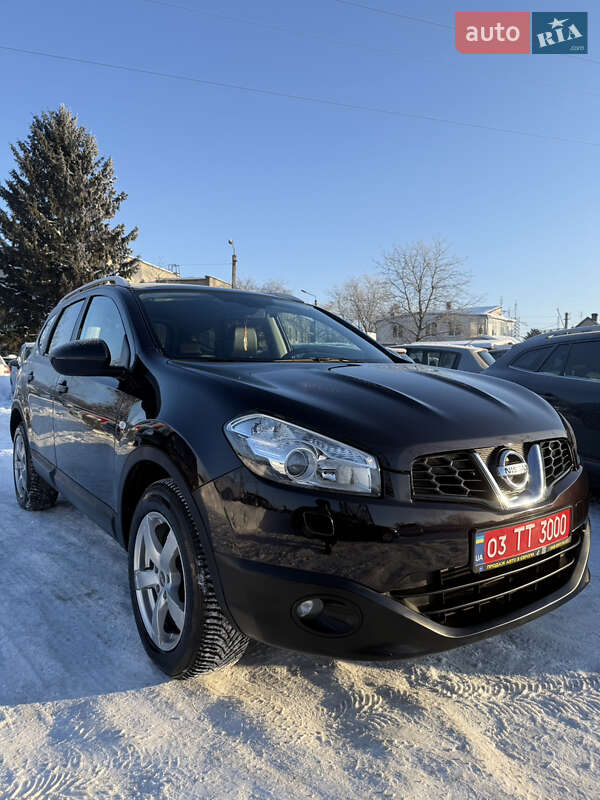 Nissan Qashqai+2 2012