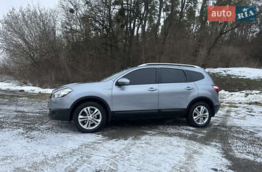 Внедорожник / Кроссовер Nissan Qashqai+2 2010 в Изяславе