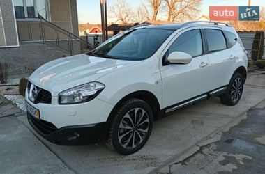 Позашляховик / Кросовер Nissan Qashqai+2 2011 в Івано-Франківську