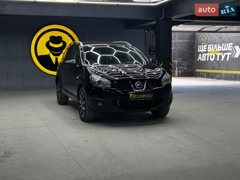 Nissan Qashqai+2 2011