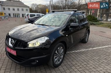 Внедорожник / Кроссовер Nissan Qashqai+2 2010 в Луцке