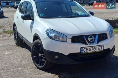 Позашляховик / Кросовер Nissan Qashqai+2 2013 в Чернігові