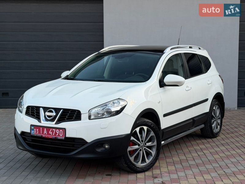 Nissan Qashqai+2 2010