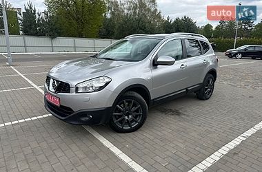 Позашляховик / Кросовер Nissan Qashqai+2 2010 в Луцьку
