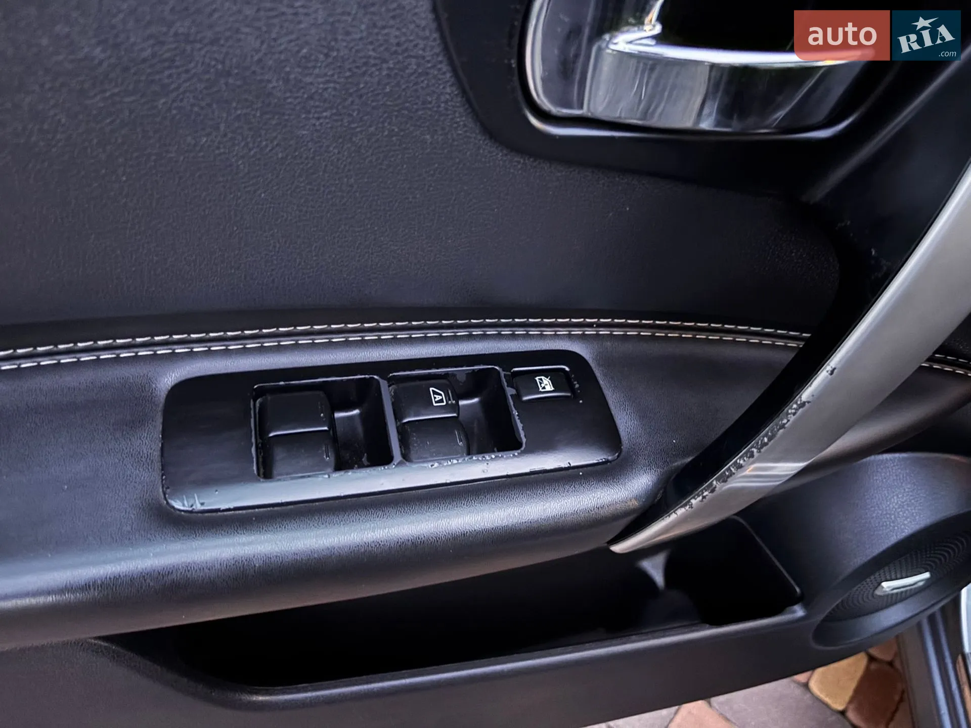 2011 Nissan Qashqai+2 - мініатюра 16